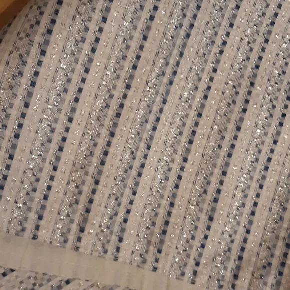 Table runner - Picture 2 of 6